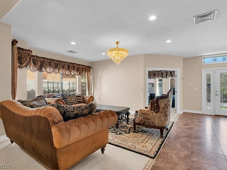 7956 Marbella Cir — Photo 21