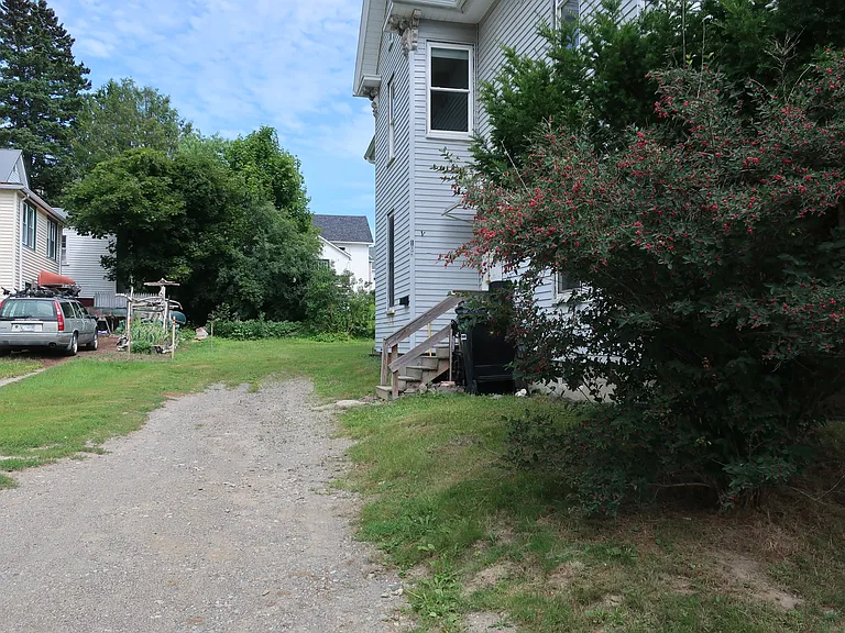 109 Kenduskeag Ave — Photo 9
