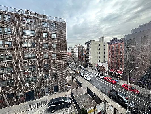 4th image of 233 E 3rd St #3G