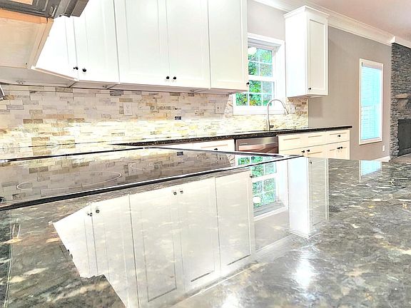 5th image of 8116 Cornell Ln
