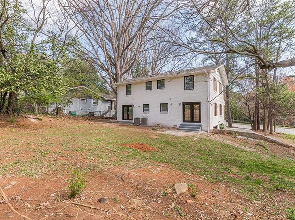 1885 N Druid Hills Rd NE, Brookhaven, GA 30319
