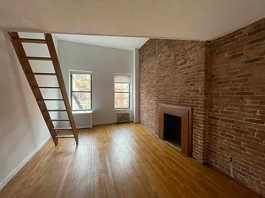 Rented by JM Preston Properties LLC | media 8