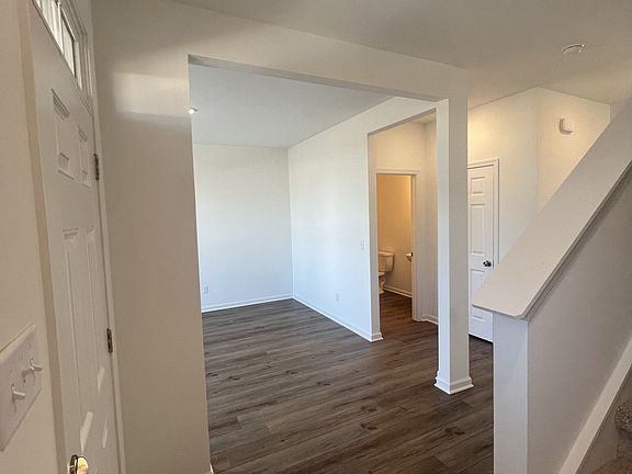 2nd image of 2900 Suzanne Landon Dr #E5