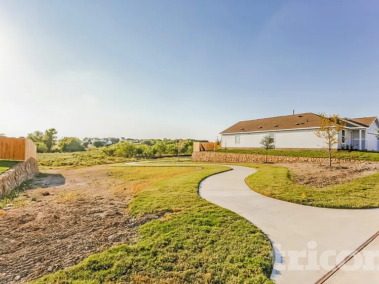 10712 Cowhide Ln — Photo 16