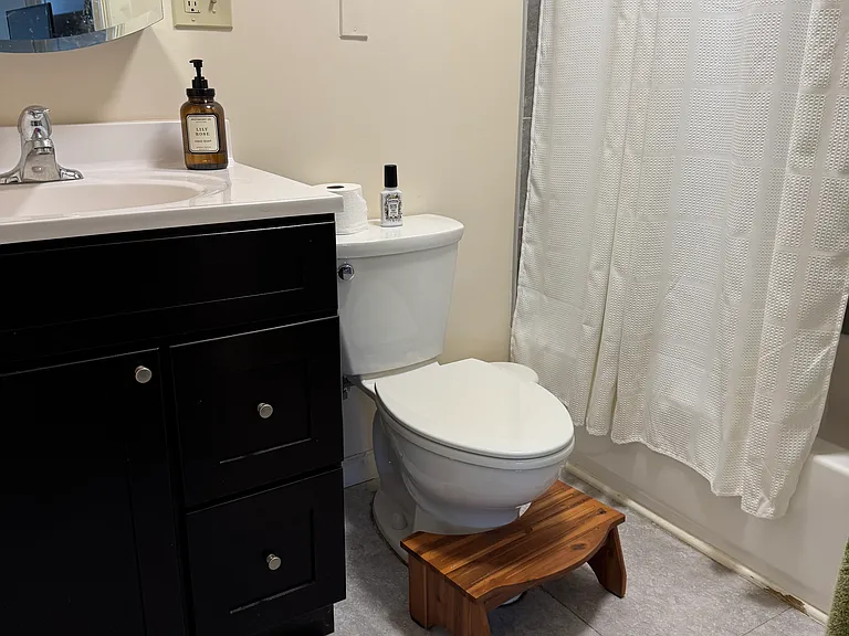 27 S Goodman St #9 — Photo 11