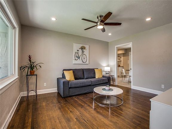 5th image of 504 Malden Dr