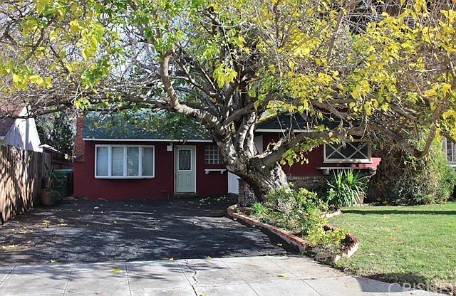 1st image of 7436 Sylvia Ave
