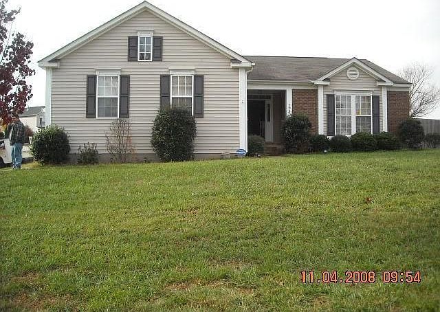 1st image of 109 Brookstone Dr