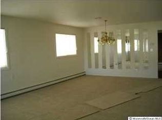 176 Port Royal Dr, Toms River, NJ