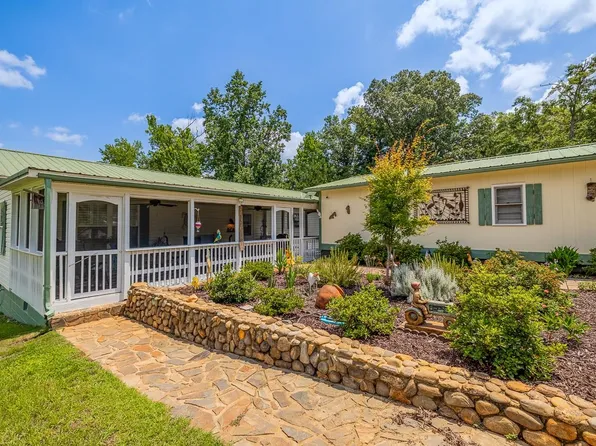 2511 Pineland Shores Cir, Cross Hill, SC 29332