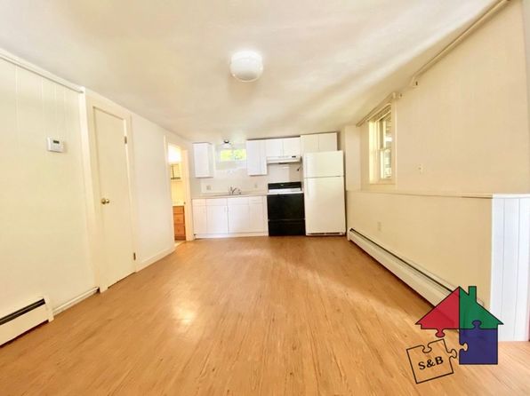 37 Jefferson St APT 2