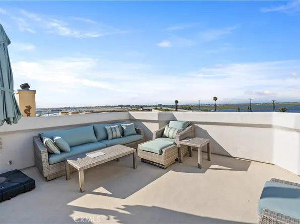 24-C Pacific Ave, Surfside, CA 90743