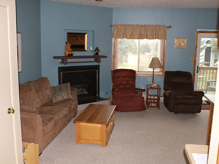 36 Cove Blvd #G — Photo 2
