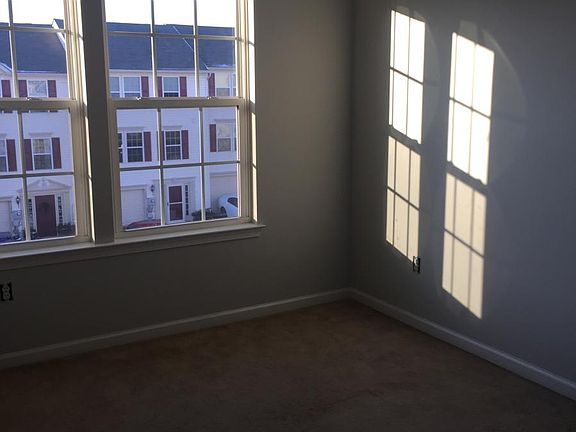 3rd floor - 2nd Bedroom