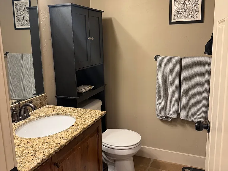255 W 2700 N #26 — Photo 11