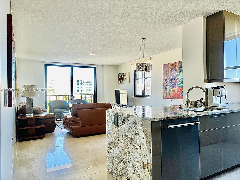 651 Okeechobee Blvd #811 — Photo 11