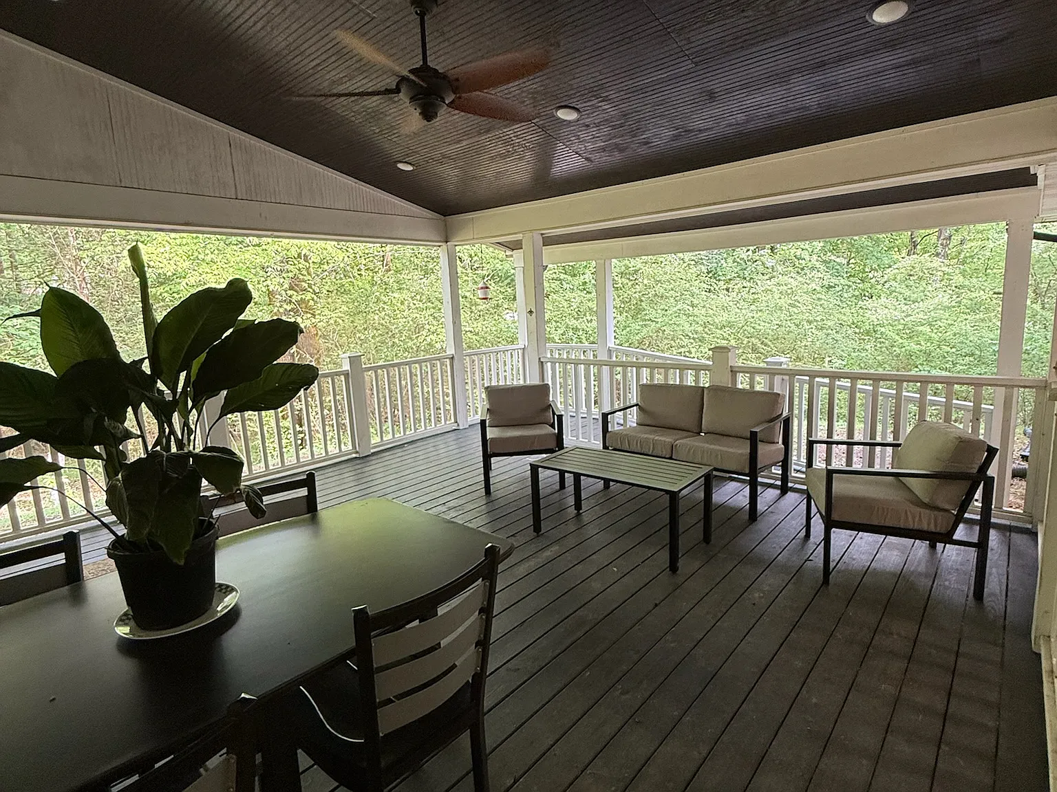 4 bed, 2800 sqft, $3,250 — Photo 3