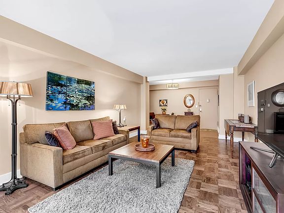2nd image of 415 E 52nd St #7F