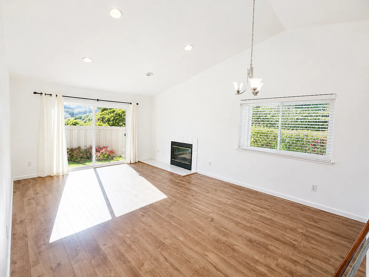 Building Photo - 266 S Wildwood
