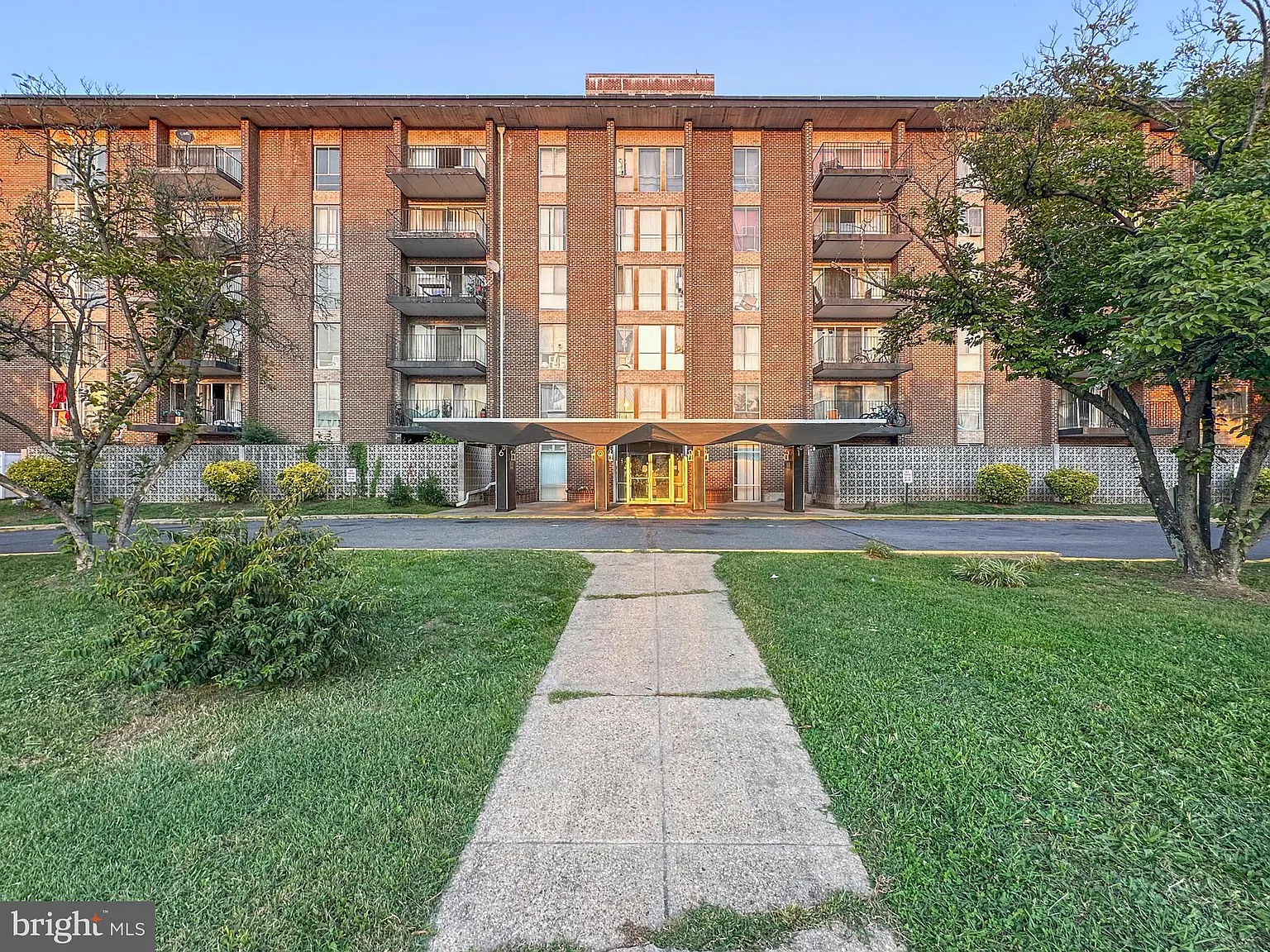 6011 Emerson St APT 215 photo 1