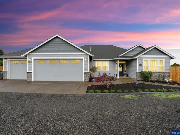 5620 Montgomery Farm Ln SE, Aumsville, OR 97325
