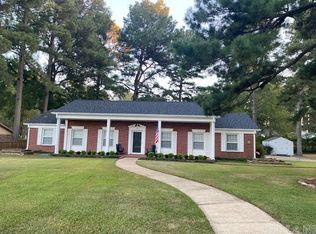 407 E 17th St, Hope, AR 71801