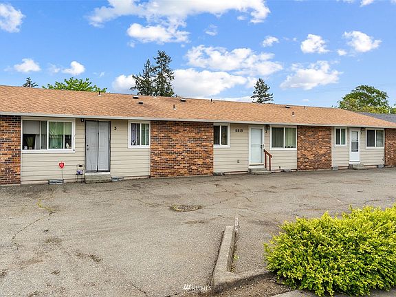 3rd image of 8813 Commercial Avenue SW
