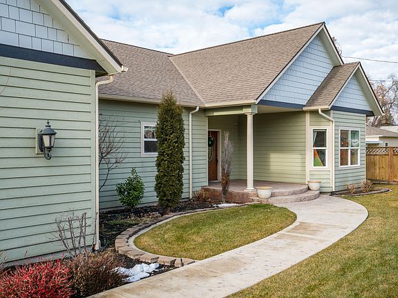 4th image of 2406 Anita Pl