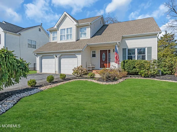 16 Higgins Court, Howell, NJ 07731