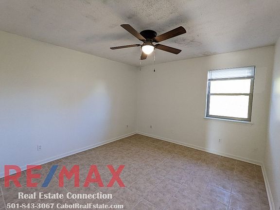 5th image of 300 S Grant St APT A