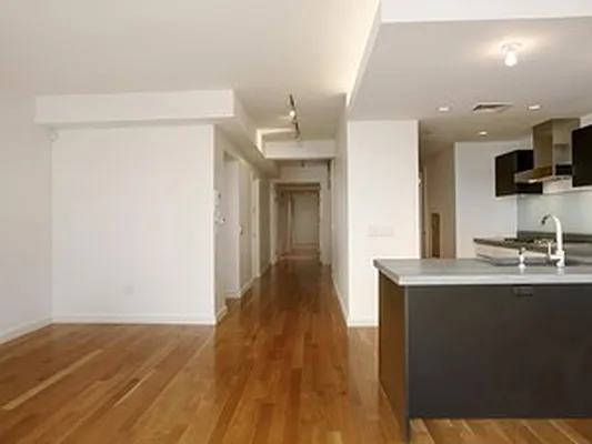 Rented by Corcoran | media 21