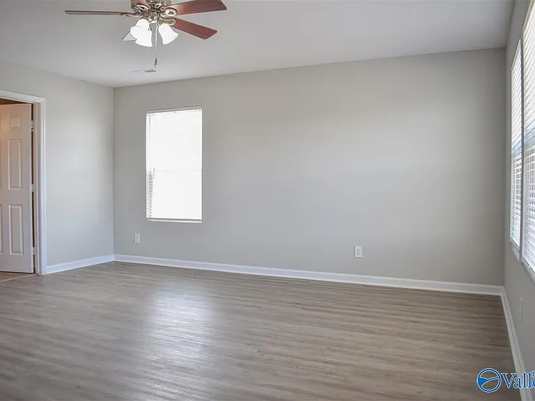 315 Kenneth Blvd NW — Photo 19