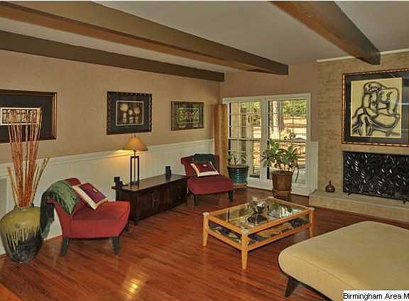 3rd image of 436 Golf Dr