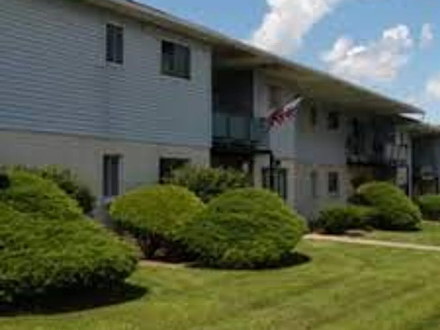 Topton Garden Apartments — Photo 1