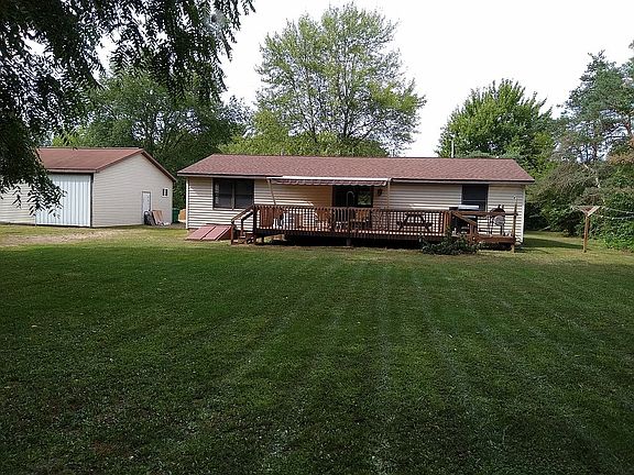 5th image of 2424 Melby St
