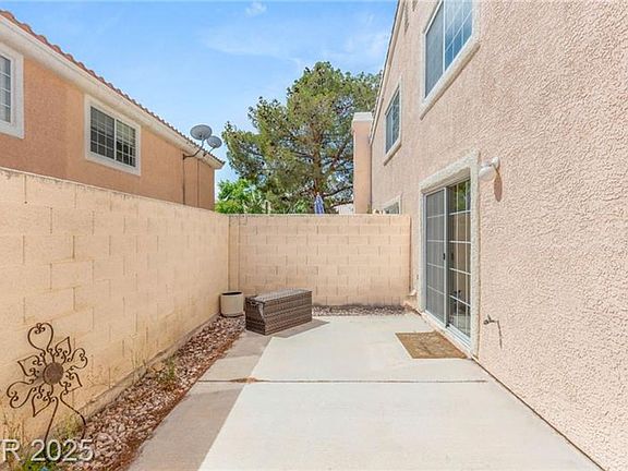 4th image of 8409 Sewards Bluff Ave