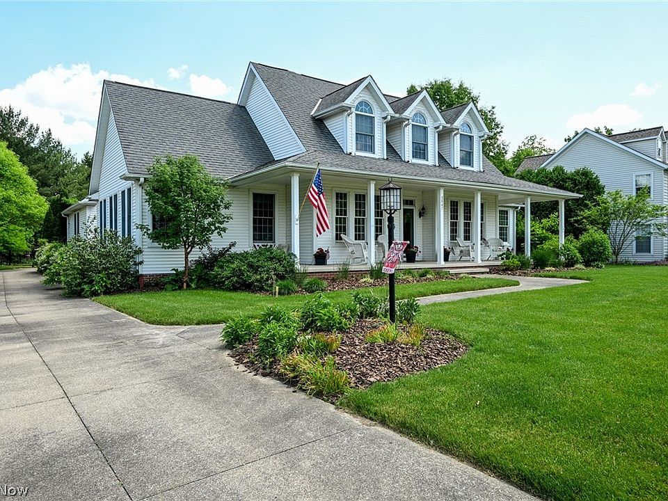 1st image of 3847 Deer Lake Dr
