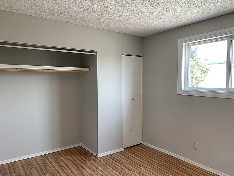 8403 29th Ave NW — Photo 10