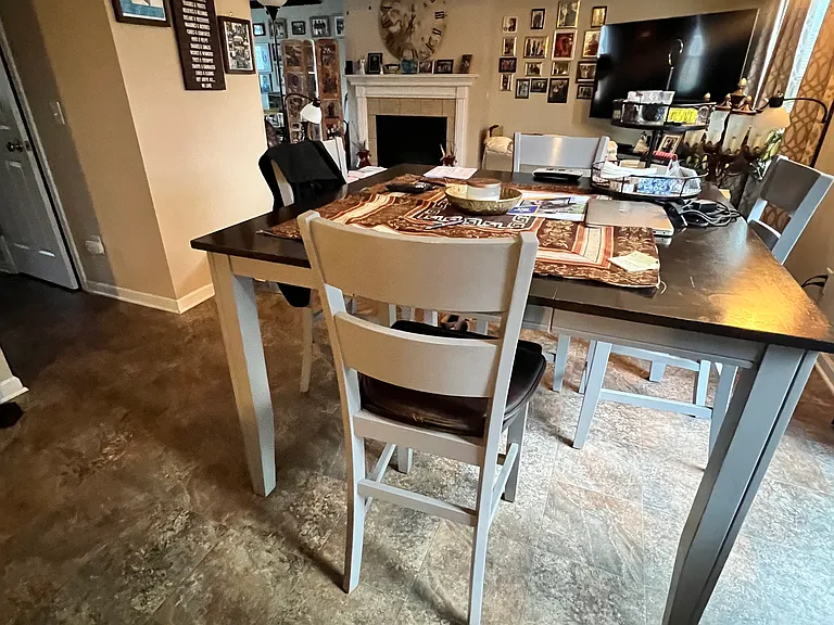 1110 Willow Ave — Photo 4