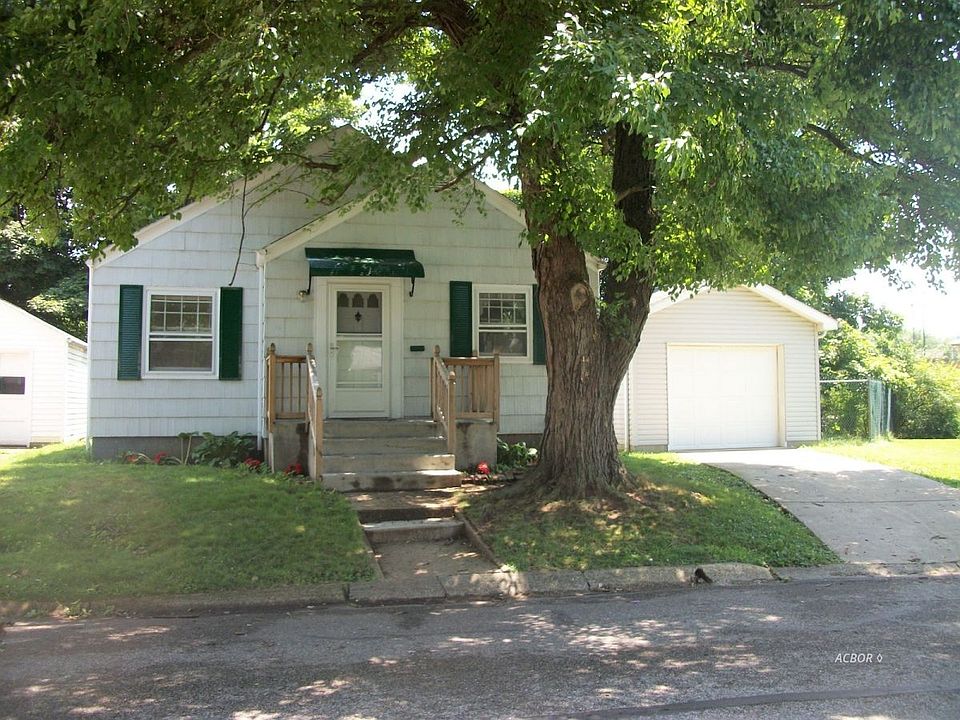1st image of 7 Bolleana Pl