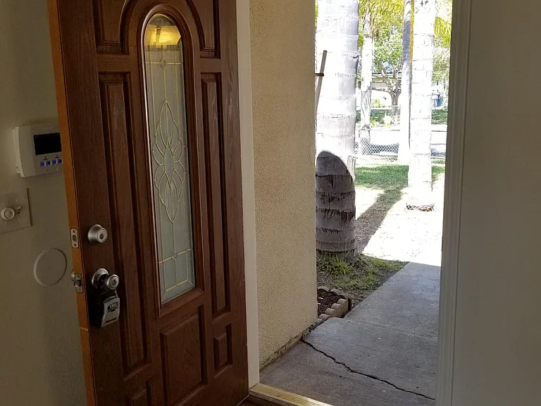 645 Parker St — Photo 24