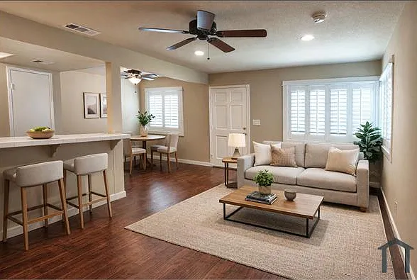 2 bed, 847 sqft, $2,795 — Photo 1