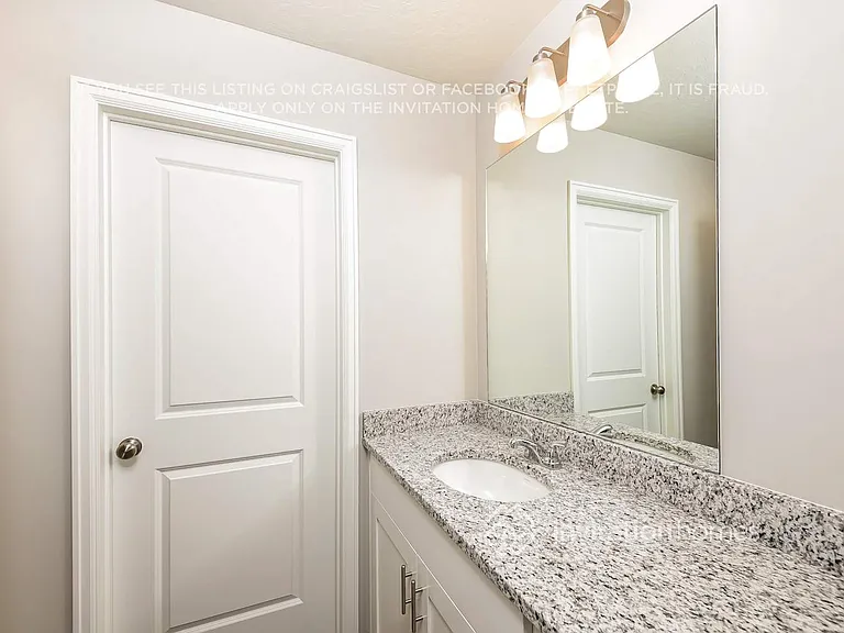 46 N Riverside Dr — Photo 13