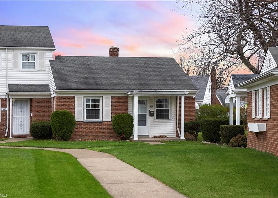 1st image of 306 Buckner Dr #205