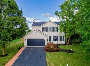 530 Ashton Woods Dr, Ashville, OH 43103