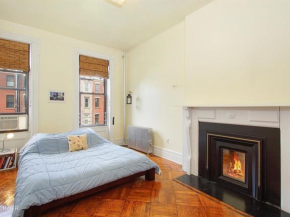 4th image of 151 W 121st St #3