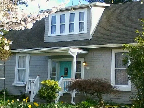 1924 17th Ave, Forest Grove, OR 97116