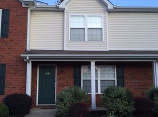 3045 London View Dr, Murfreesboro, TN 37128