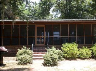 2182 Princess Pond Rd, Summerton, SC 29148