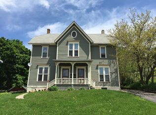 330 Raymond St APT 1E, Elgin, IL 60120